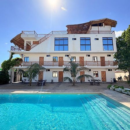 Mexhe Hotel إل كويو المظهر الخارجي الصورة
