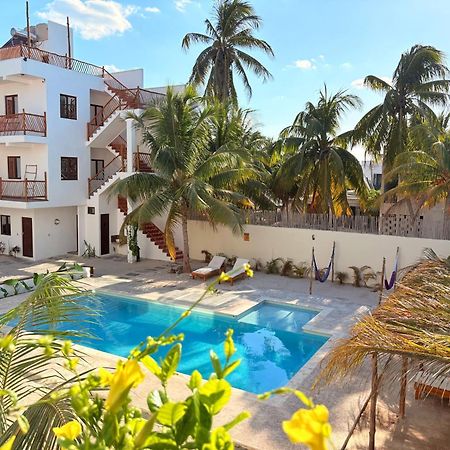 Mexhe Hotel إل كويو المظهر الخارجي الصورة