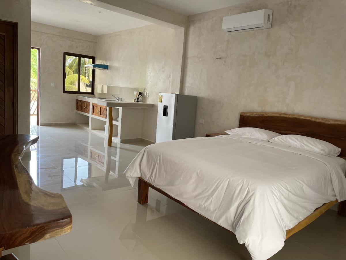 Mexhe Hotel إل كويو المظهر الخارجي الصورة