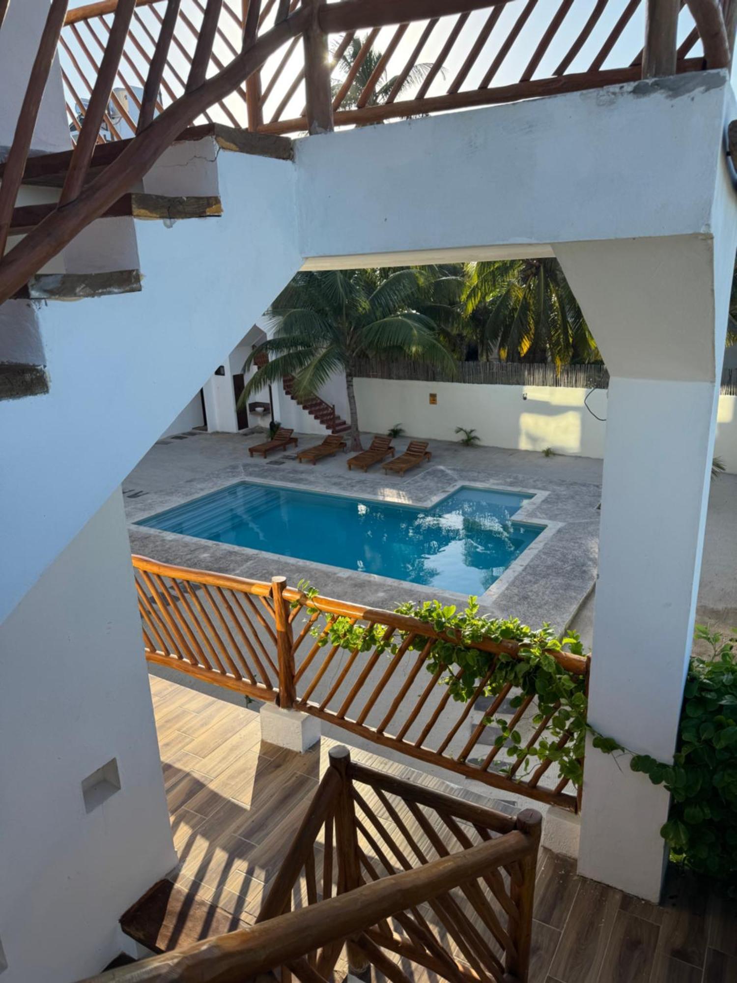 Mexhe Hotel إل كويو المظهر الخارجي الصورة