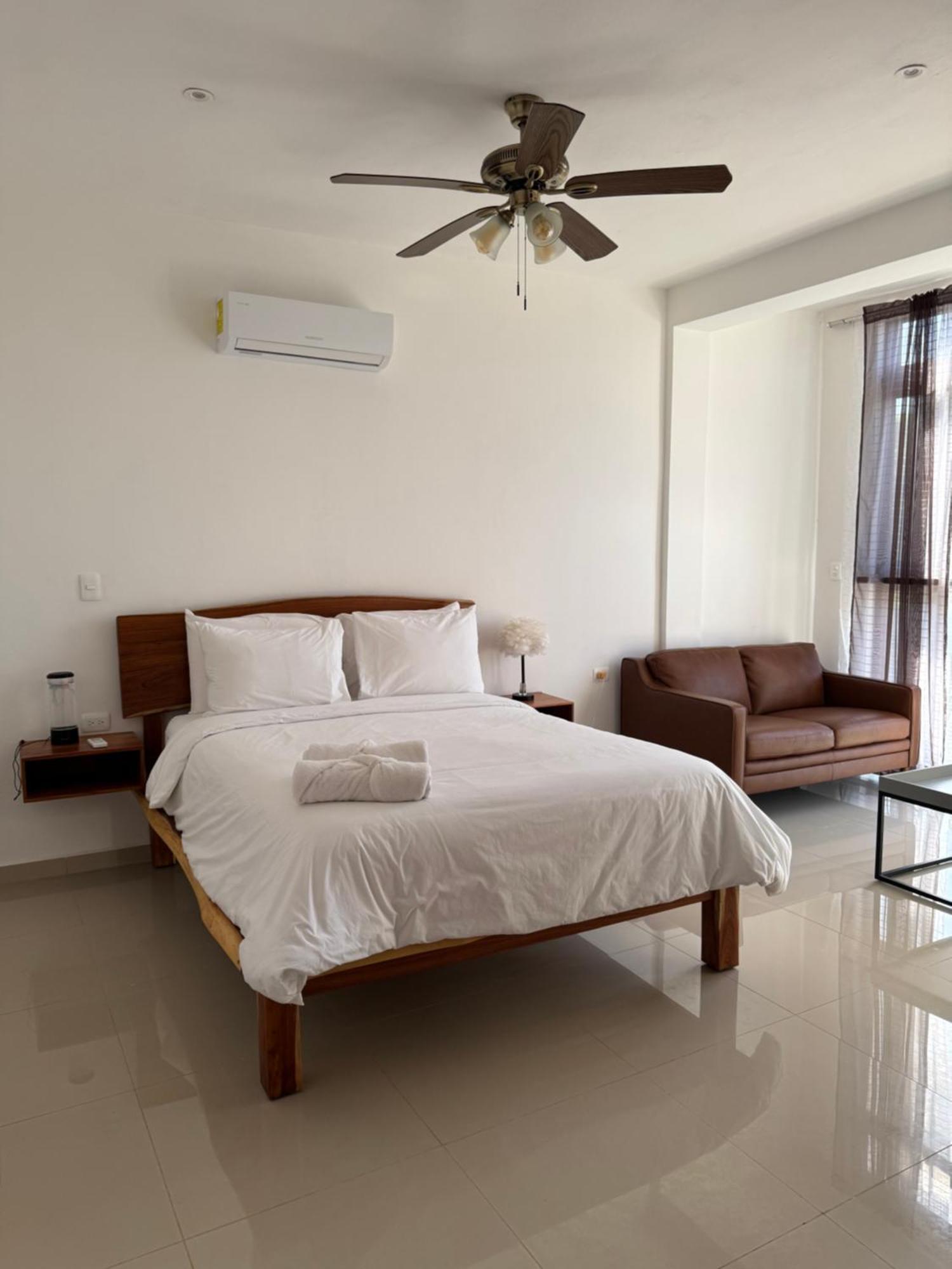 Mexhe Hotel إل كويو المظهر الخارجي الصورة
