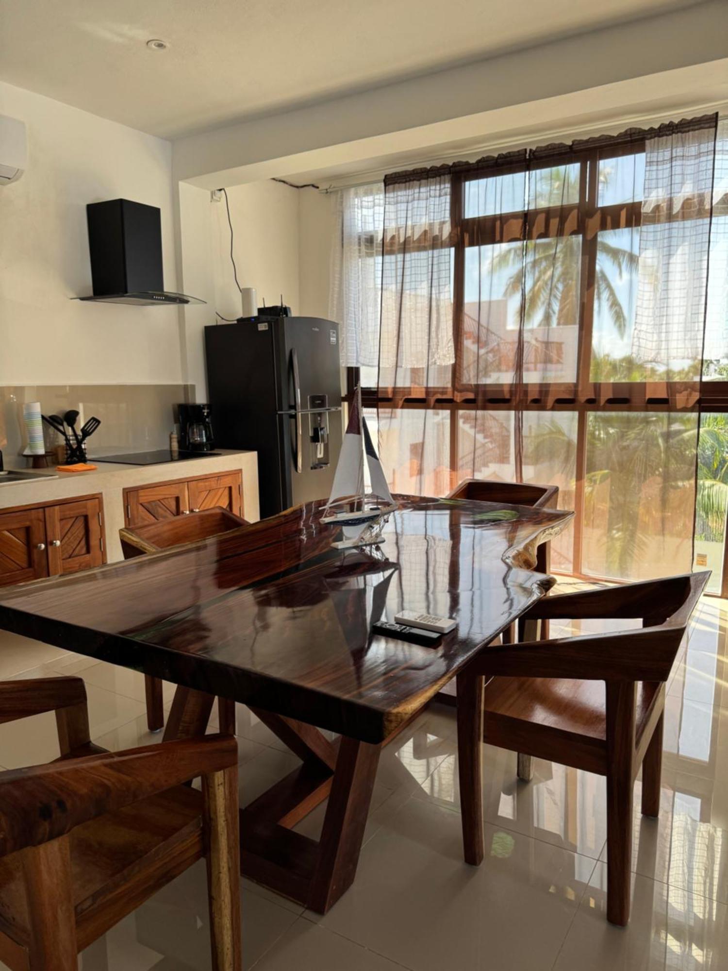 Mexhe Hotel إل كويو المظهر الخارجي الصورة