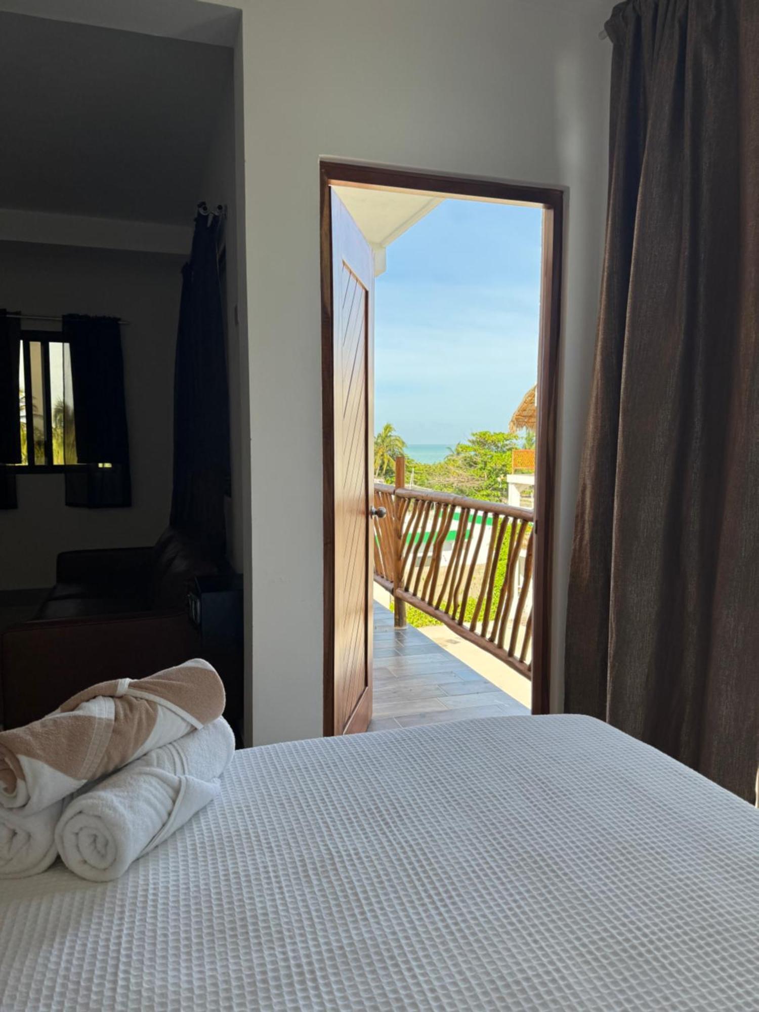 Mexhe Hotel إل كويو المظهر الخارجي الصورة